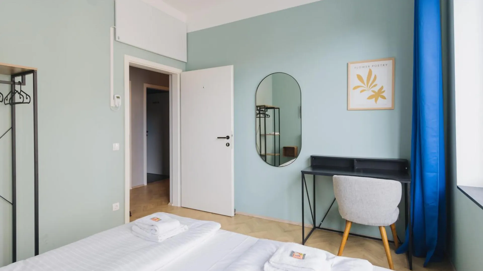 Angeli Room Oasis Вена 0*,  Австрия