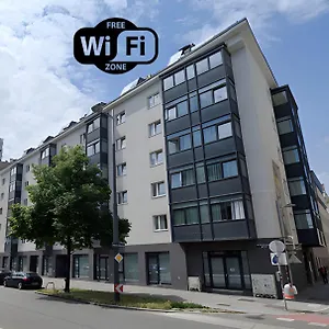 Betariel'com Hauptbahnhof Wiedeń