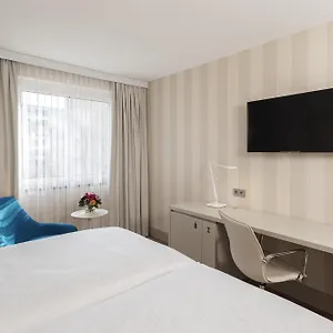 Nh Vienna Airport Conference Center Otel