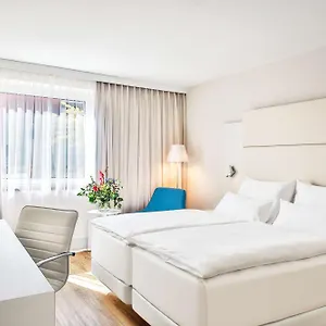 Nh Vienna Airport Conference Center Швехат